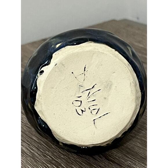 Gnarled Root Pottery 4.5"  Vase Low Country Signed Deborah Nicol 2003 Blues - Picture 7 of 8